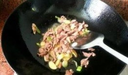 重庆小炒菜爆料视频,辣味十足，视觉与味蕾的双重盛宴